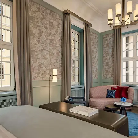 Taschenbergpalais Kempinski Hotel