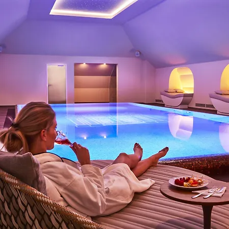 Ξενοδοχείο Taschenbergpalais Kempinski 5*