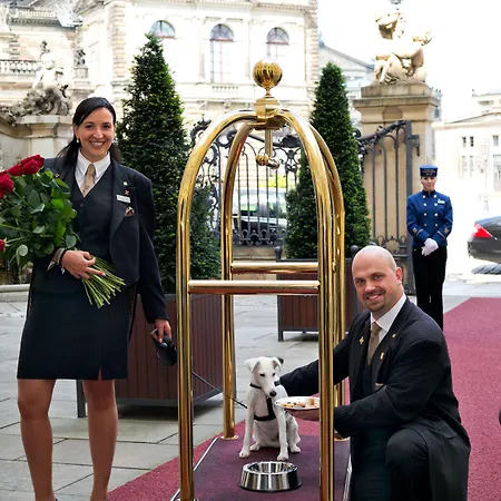 Taschenbergpalais Kempinski 5*