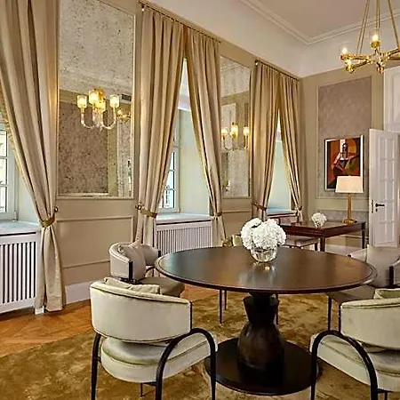 Taschenbergpalais Kempinski 5* Dresden