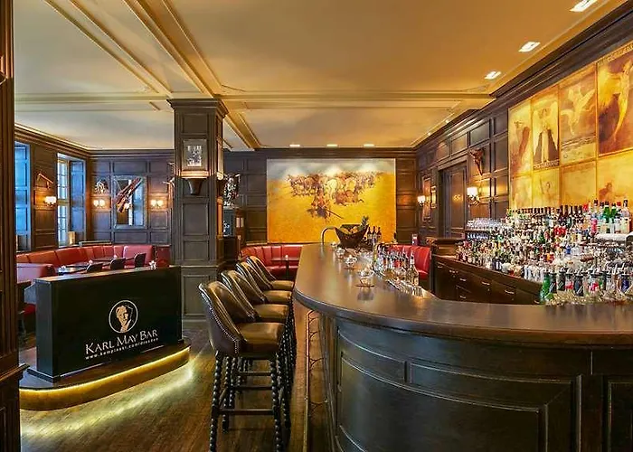 Отель Taschenbergpalais Kempinski 5*