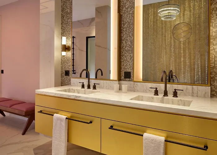 Taschenbergpalais Kempinski 5*