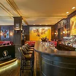 ホテル タッシェンベルクパレ ケンピンスキー 5*