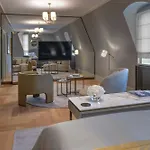 タッシェンベルクパレ ケンピンスキー 5* ドレスデン